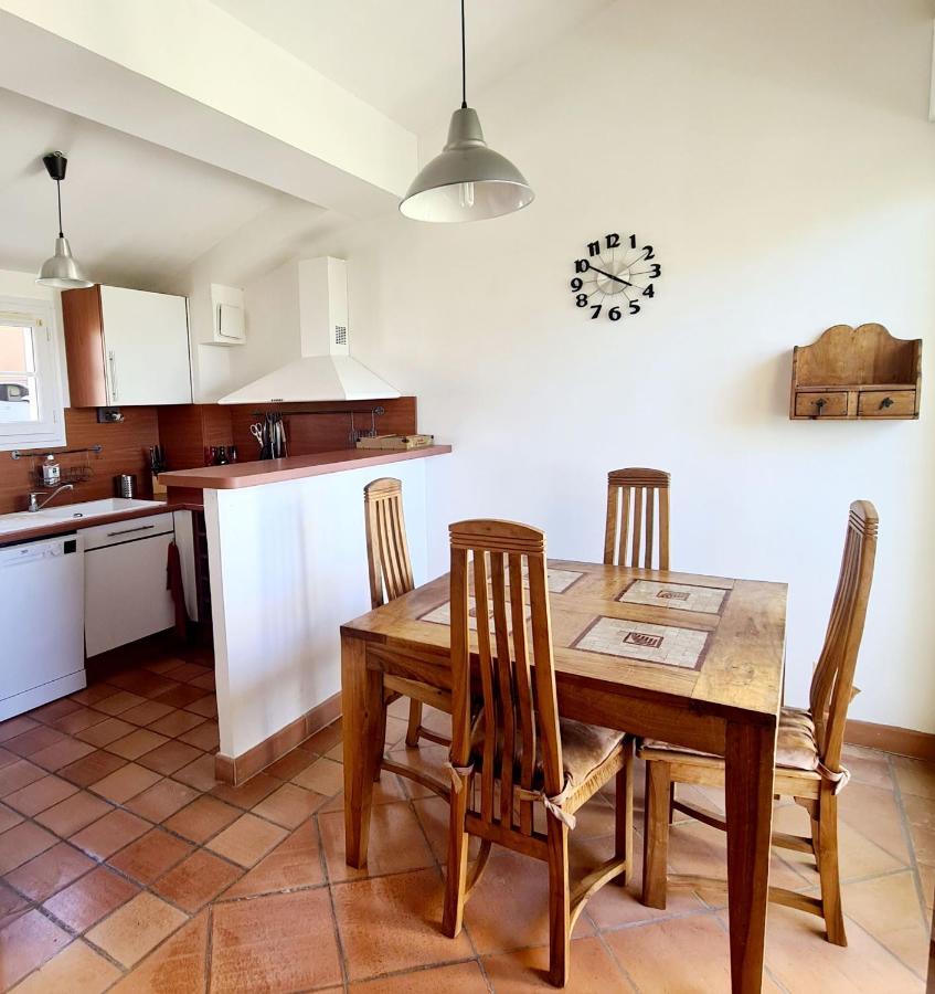 Villa Dans Cadre D'Exception - Golf, Piscine Et Tennis Prive Saint-Cyr-sur-Mer Exterior foto
